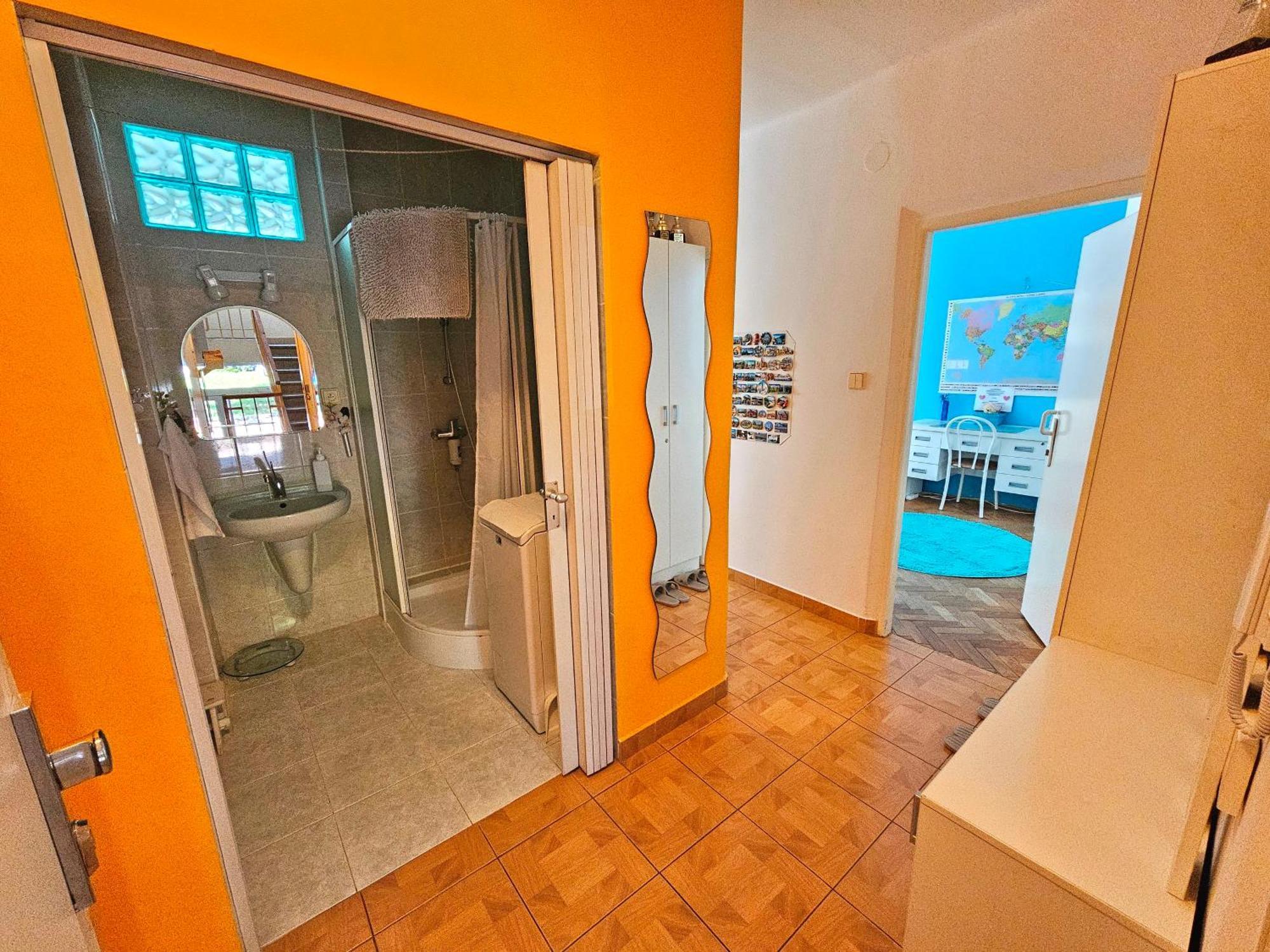 Cozy Blue Apartment Пряшів Екстер'єр фото